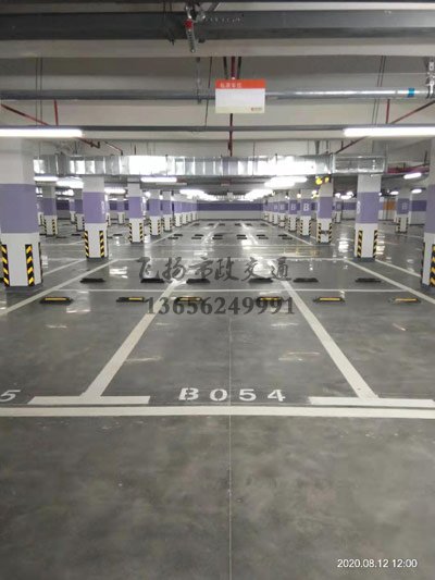 西安停車場(chǎng)車位劃線多少錢一個(gè)，西安停車場(chǎng)劃線施工的價(jià)格？