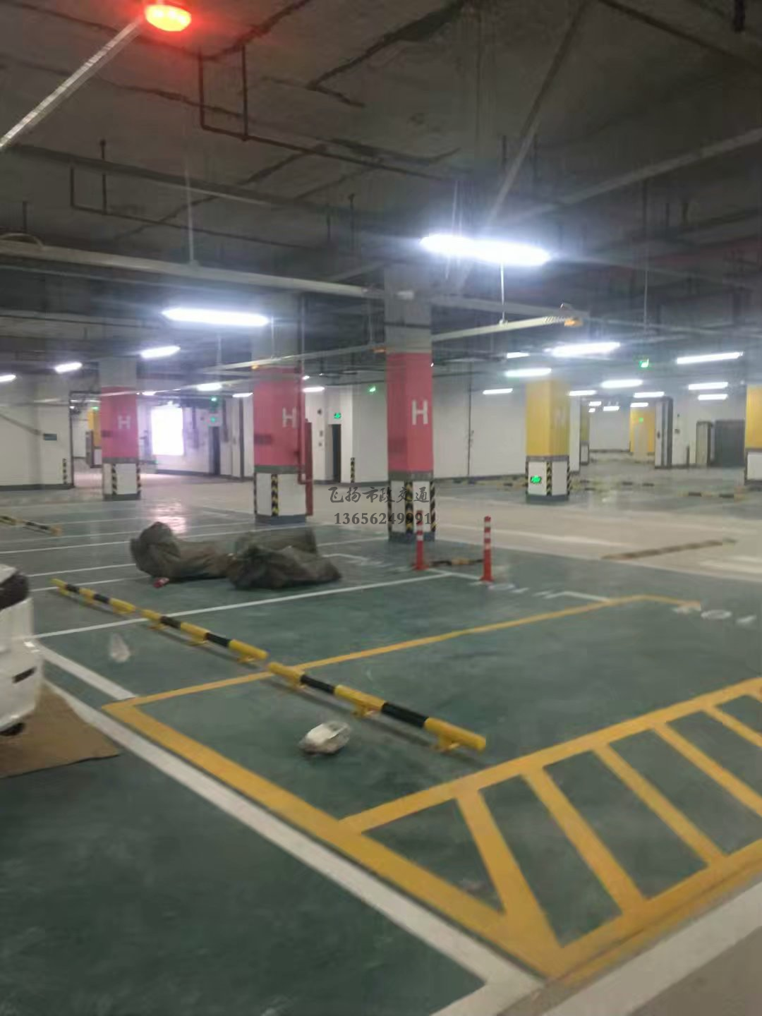 蘇州馬路劃線多少錢一米，廠區(qū)道路劃線價格？