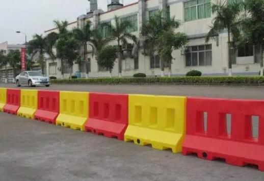 蘇州道路劃線分析，交通設(shè)施有一類為什么叫水馬？