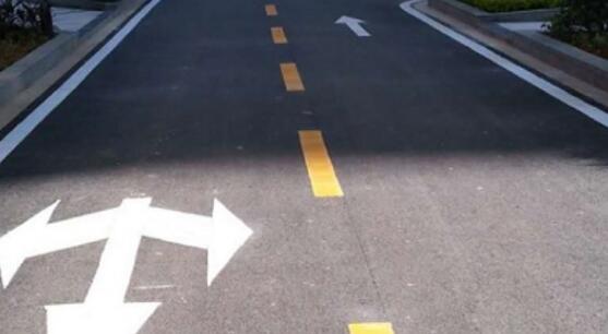 蘇州小區(qū)道路劃線施工方案  小區(qū)道路劃線施工方案怎么寫？