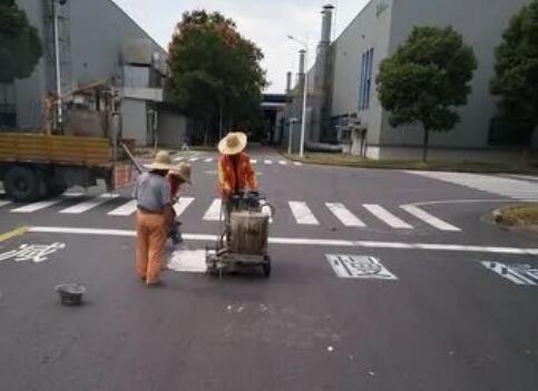 蘇州廠區大門口劃線標準有哪些？