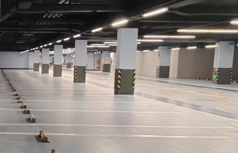 蘇州專業(yè)停車位劃線，專業(yè)劃車位線電話？