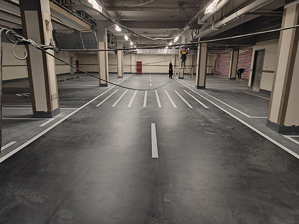 合肥車位劃線單位分析：45°斜車位轉(zhuǎn)彎半徑是多少？