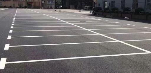 小區(qū)門前如何畫人行道？營造安全舒適的小區(qū)環(huán)境