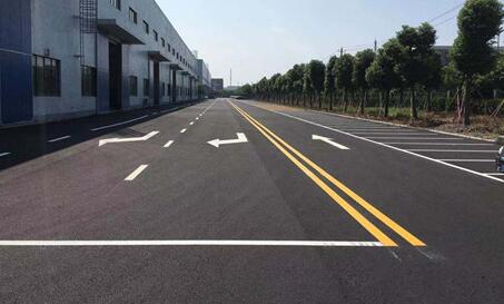 昆山廠區(qū)道路劃線多少錢？找飛揚(yáng)市政價(jià)格合理