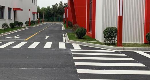 打造昆山廠區(qū)道路劃線新標桿，專業(yè)施工方案揭秘