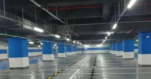 蘇州停車場劃線施工單位？飛揚(yáng)市政專業(yè)施工