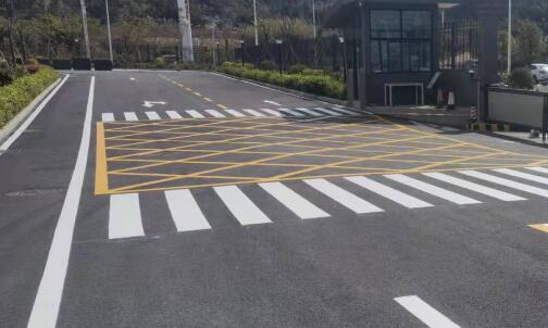 蘇州車間劃線廠區(qū)車間劃線，飛揚(yáng)專業(yè)施工