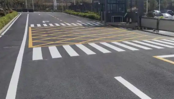 蘇州廠區(qū)停車位劃線標準，優(yōu)化空間利用與安全保障