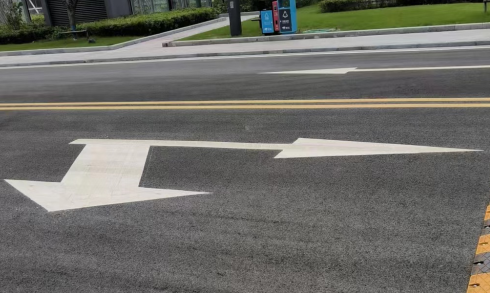 蘇州廠區(qū)停車位劃線歸哪里管？【飛揚(yáng)市政】