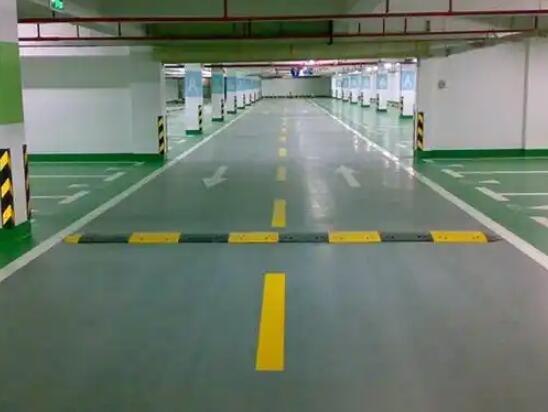 專業(yè)停車位劃線，解鎖高效停車與安全管理的關(guān)鍵密碼