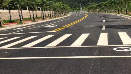 蘇州廠區(qū)停車場車位劃線哪家好？專業(yè)團隊為您定制方案