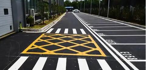 蘇州廠區(qū)劃線新標桿?先進技術(shù)與高品質(zhì)材料打造清晰指引